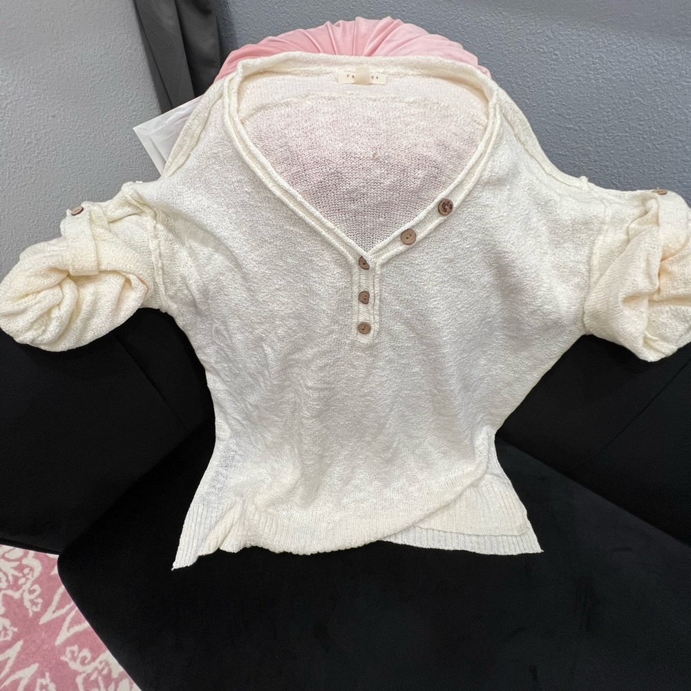 Promesa Cream Textured Knit Top